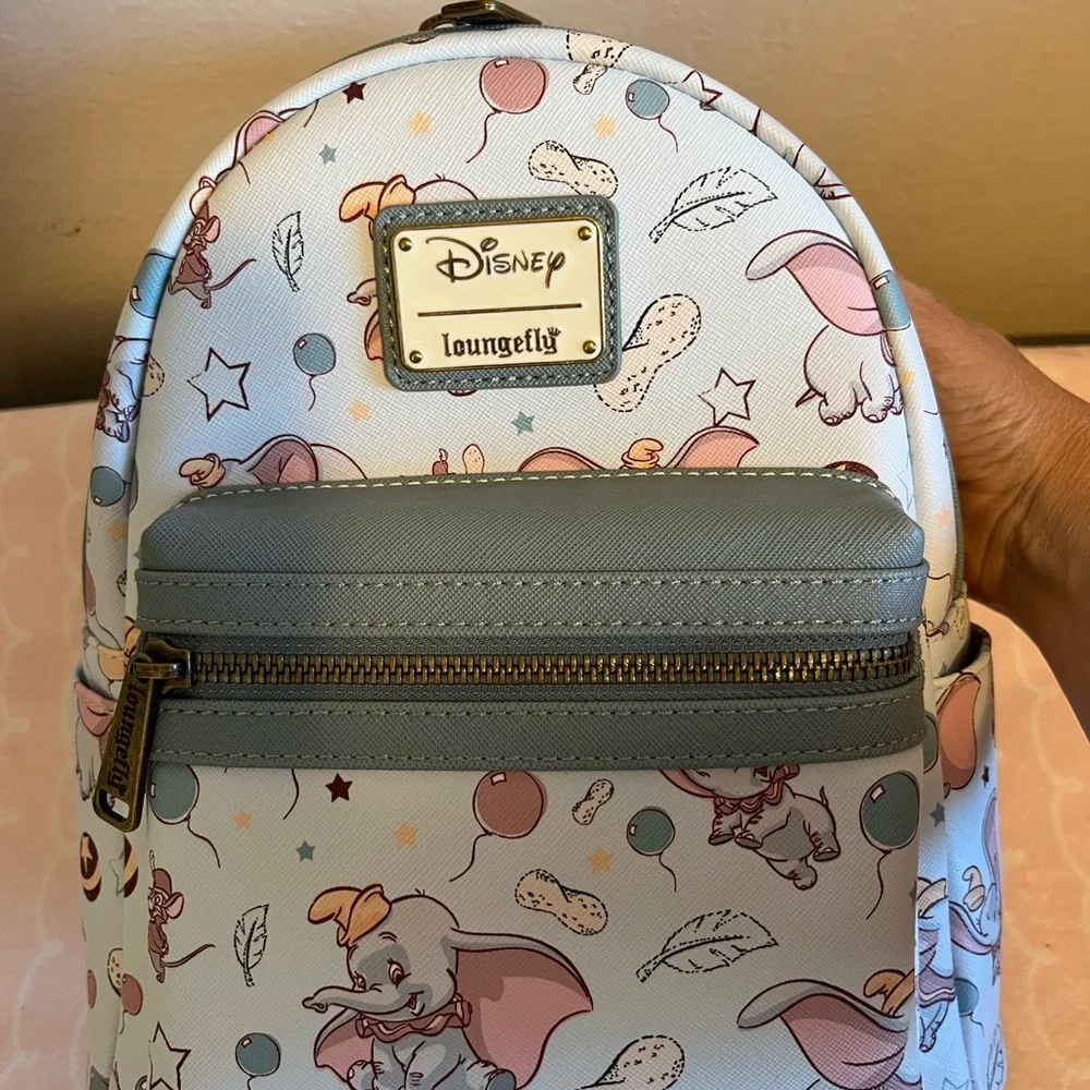 Loungefly Dumbo UK Exclusive baby blue - Picture 7 of 7